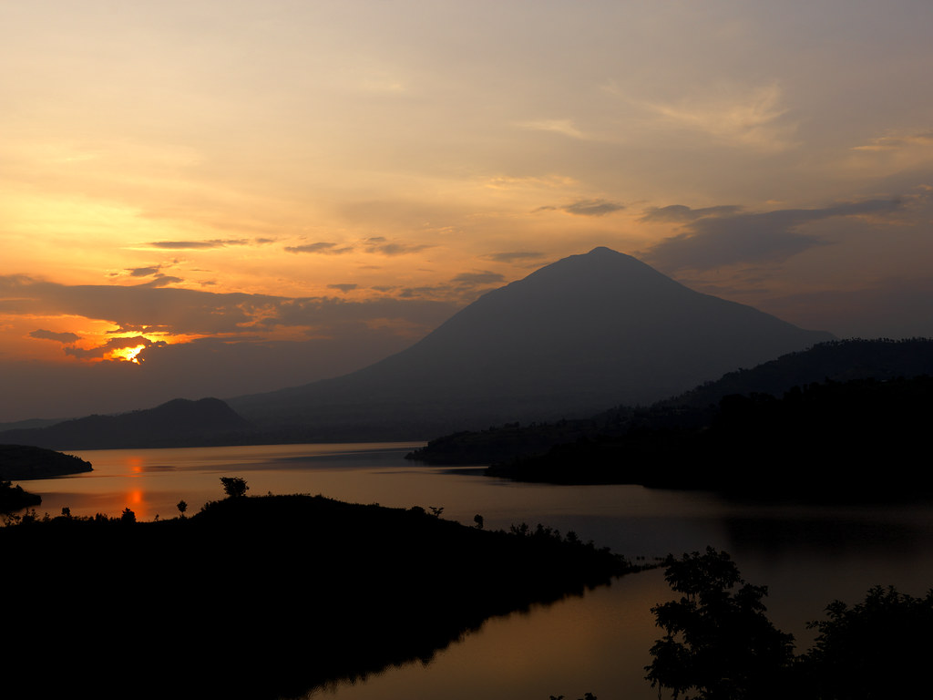 TWIN LAKES AND BURERA EXPERIENCE