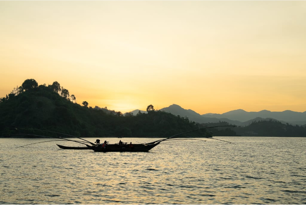 Beyond the hills: the ultimate guide to Rwanda water safari