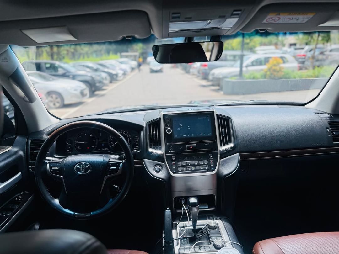 Toyota Land cruiser prado Txl.