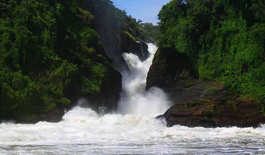 shalom safaris rwanda murchison falls hiking to the top of the falls