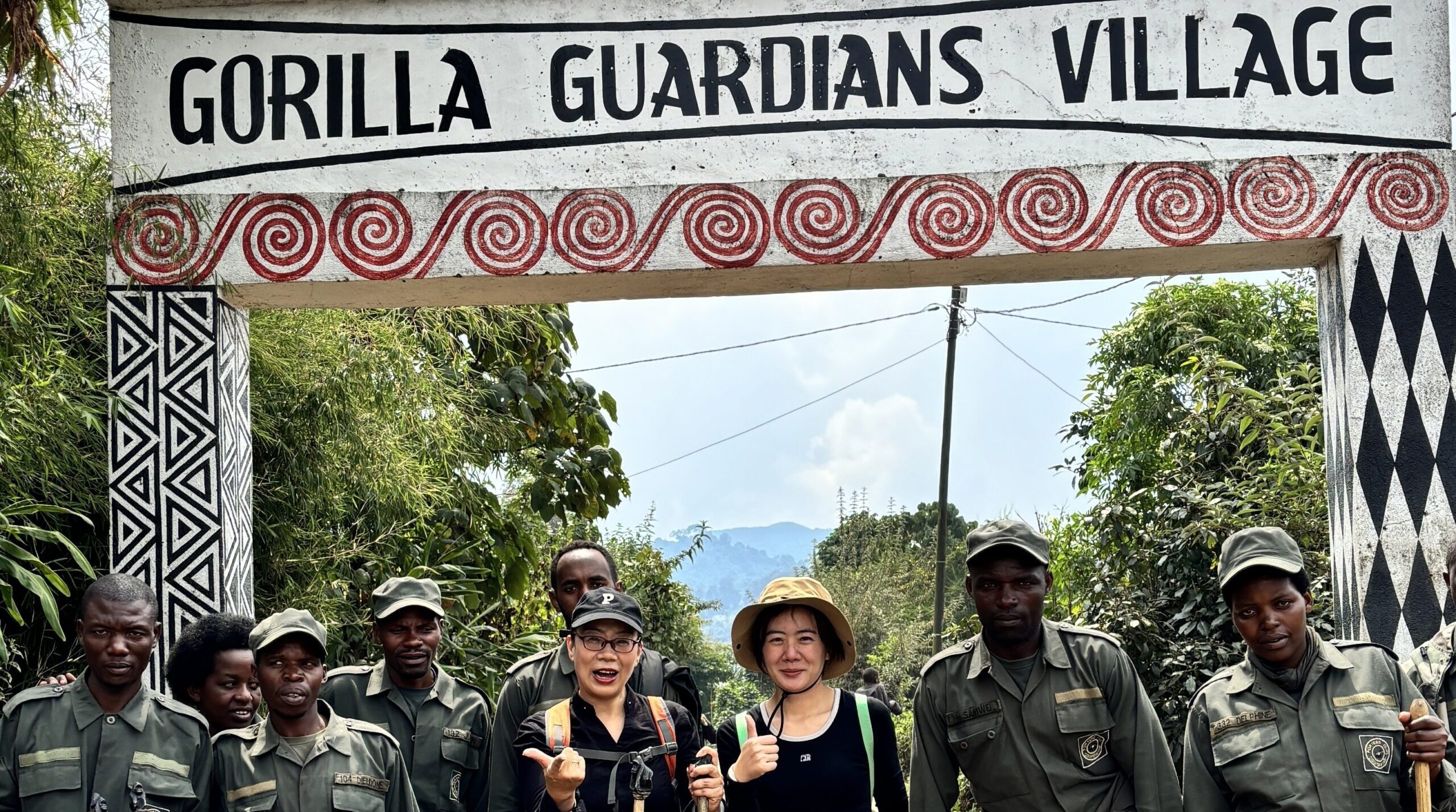 gorilla village culture tour,shalom safaris rwanda.