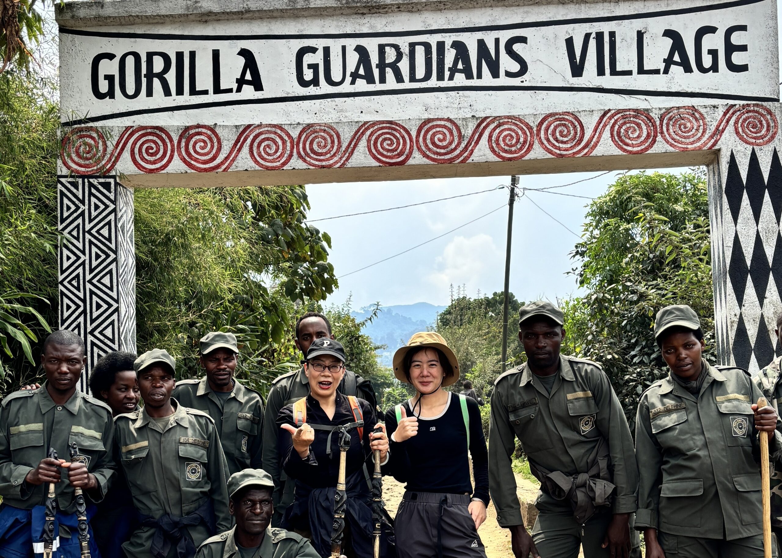 gorilla village culture tour,shalom safaris rwanda.