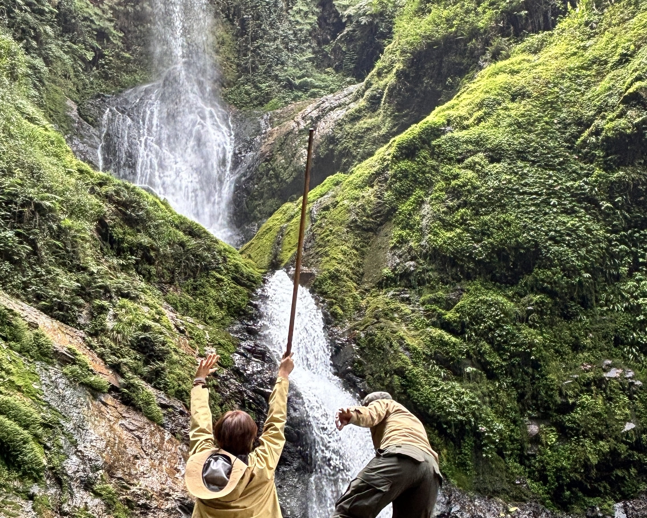 nyungwe national park,water fall,shalom safaris rwanda. (2)