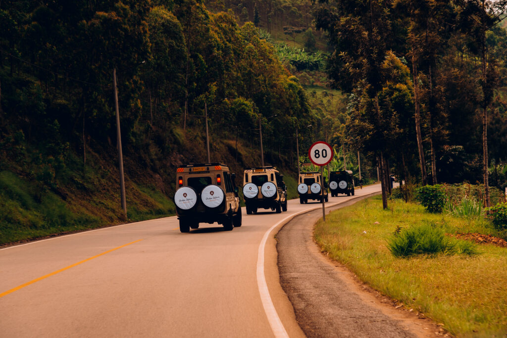 shalom safaris safari cars