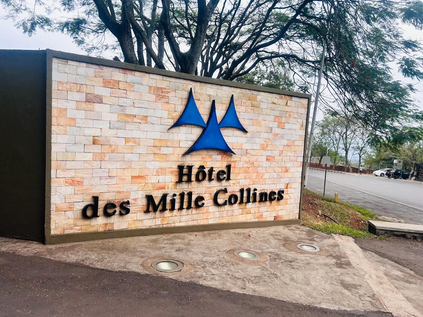 shalom safaris rwanda accomodation mille collines hotel kigali view